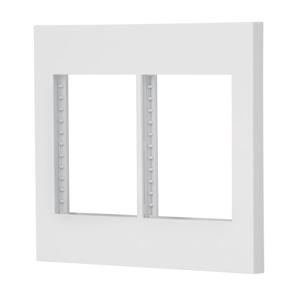 Placa 2 ventanas, 6 módulos, línea Española, color negro Caja con 6, 47999